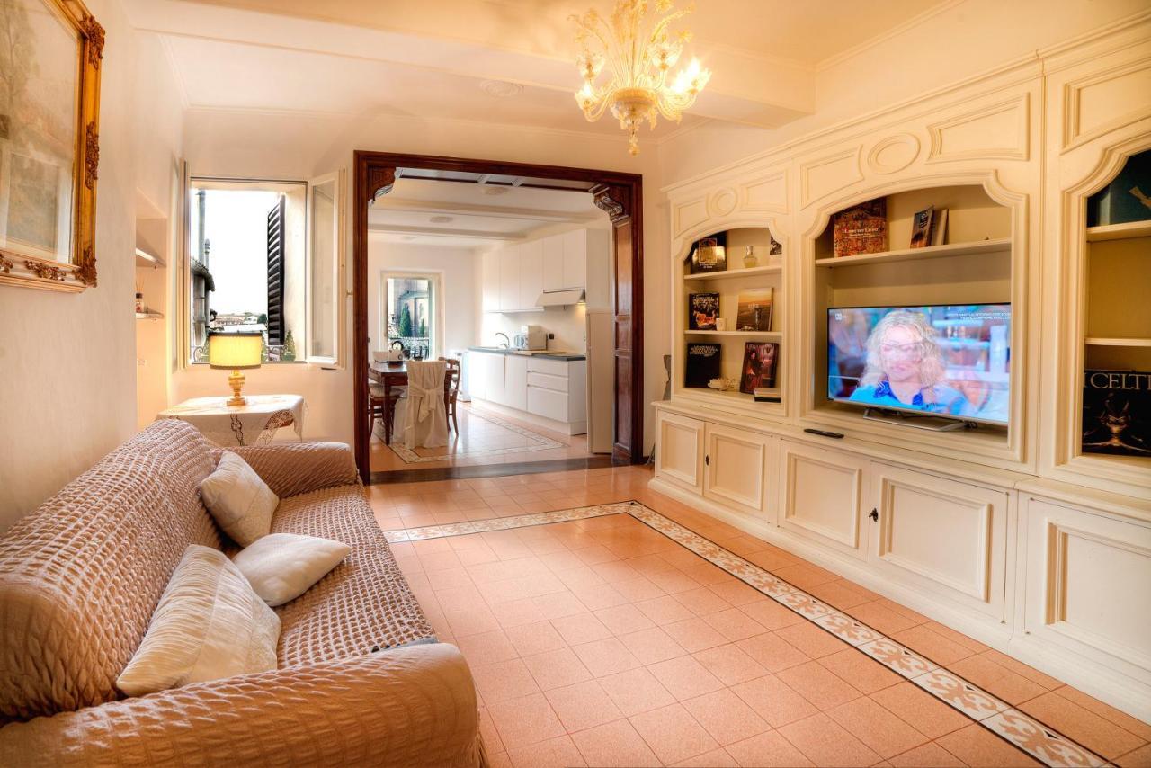 Dama Charming Apartment 100M From Piazza Del Campo Siena Eksteriør bilde